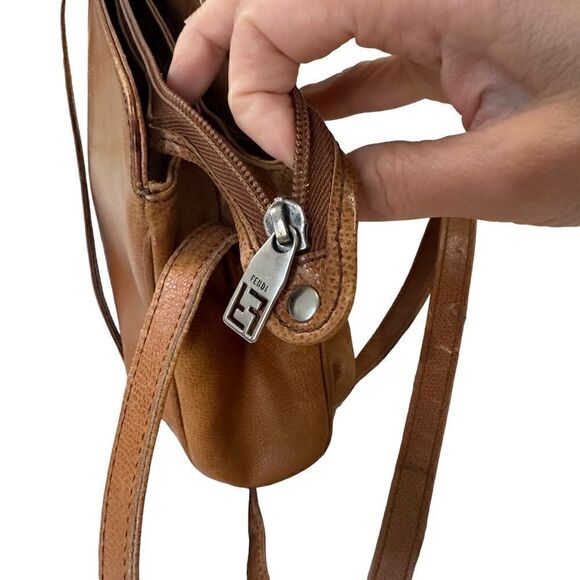 Fendi Brown genuine leather should bag - Picture 10 of 16
